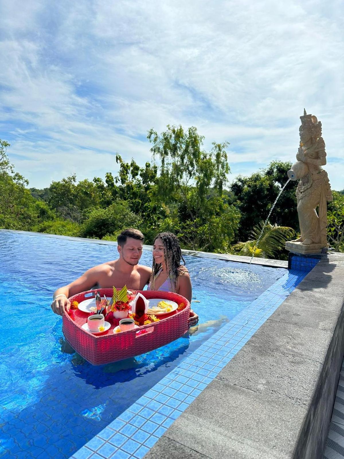 Innora Jungle Resort And Spa Batununggul Exterior foto